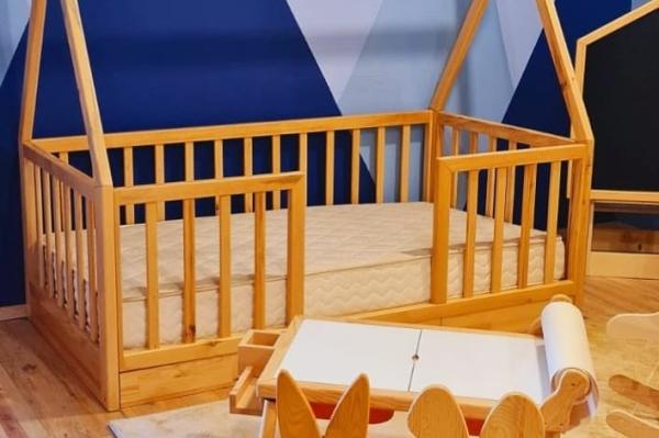 Masívna detská posteľ BETT 90 cm, borovica, prírodná