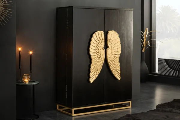 Extravagantná barová skriňa ANGEL 140 cm čierne mangové drevo so zlatými krídlami